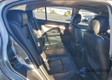 2015 Infiniti Q40 z USA, uszkodzony, nr VIN JN1CV6APXFM501169